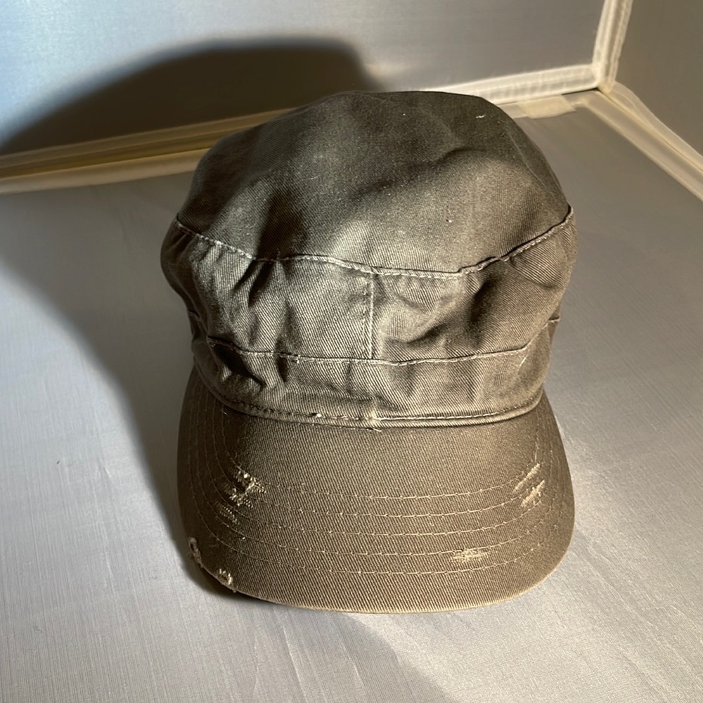 Woman’s DPC hat